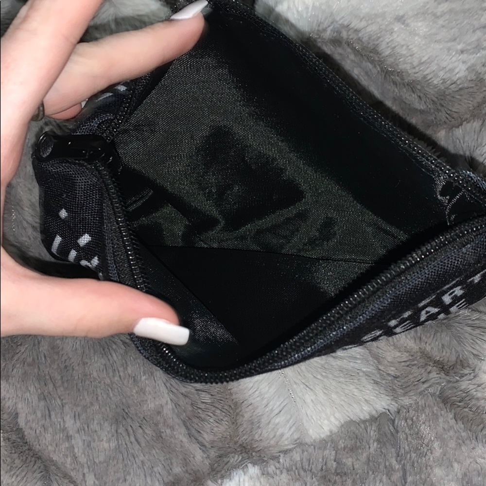 Makeup bag - Picture 2 of 2